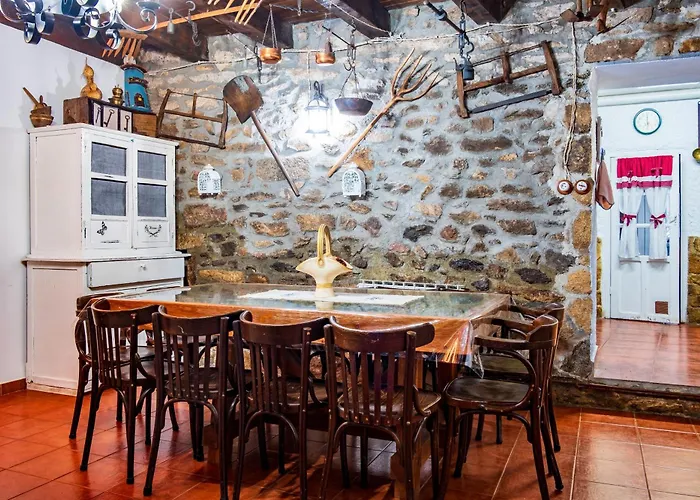 La Plazuela I Hétvégi ház Pereña